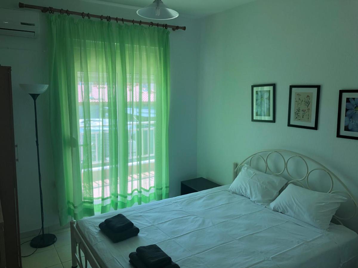 Irida Apartments Неа-Скиони Номер фото
