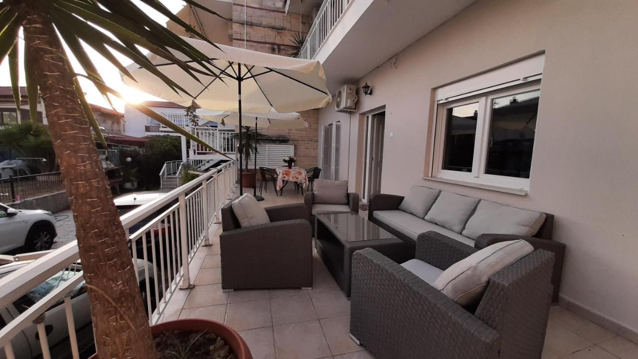 Irida Apartments Неа-Скиони Экстерьер фото