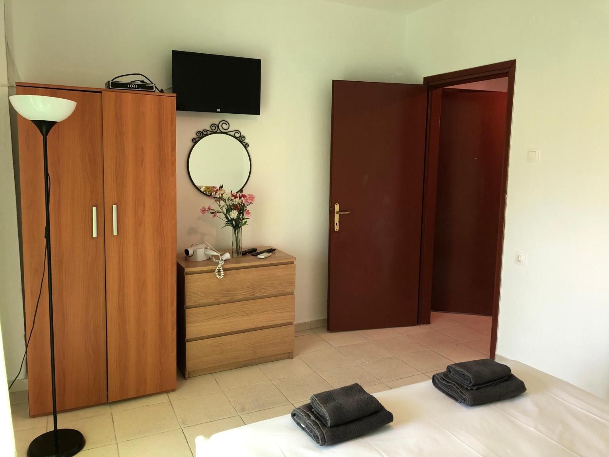 Irida Apartments Неа-Скиони Номер фото